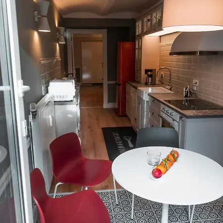 90qm Zentrum Naehe Prenzlauer Berg, 2 Baeder Apartamento Berlín