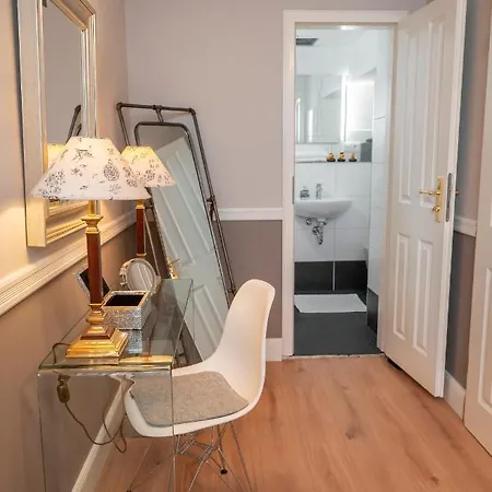 Apartamento 90qm Zentrum Naehe Prenzlauer Berg, 2 Baeder