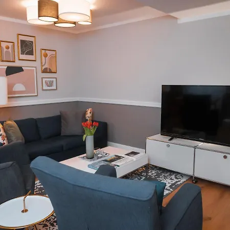 90qm Zentrum Naehe Prenzlauer Berg, 2 Baeder *