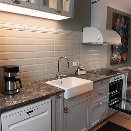 Apartamento 90qm Zentrum Naehe Prenzlauer Berg, 2 Baeder