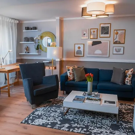 90qm Zentrum Naehe Prenzlauer Berg, 2 Baeder Apartamento Berlín