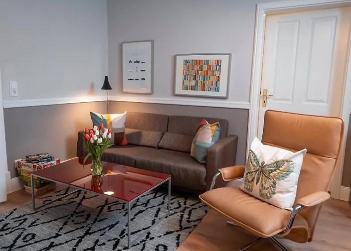 Apartment 90qm Zentrum Naehe Prenzlauer Berg, 2 Baeder *