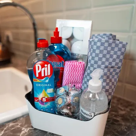 90qm Zentrum Naehe Prenzlauer Berg, 2 Baeder דירה ברלין